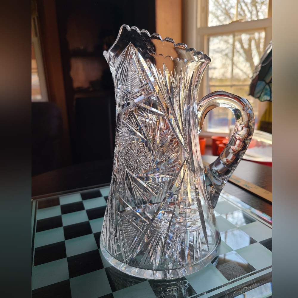 Elegant Crystal Pitcher - Picture 6 of 9